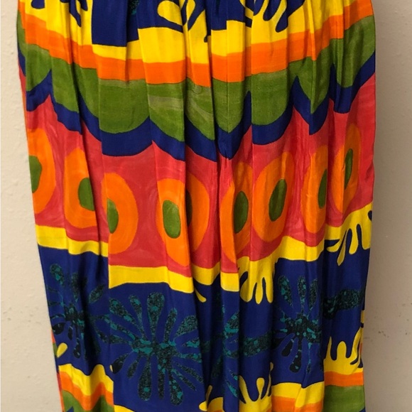 Dorothy Schoelen (Platinum Petites) Colorful A-Line Skirt with Bold Patterns! - Picture 6 of 11
